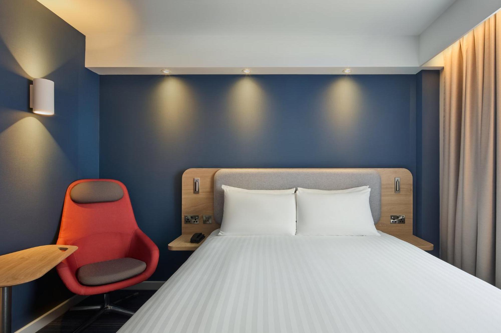 Standard Double Room with Free Hot Breakfast,1693271558:JPEG